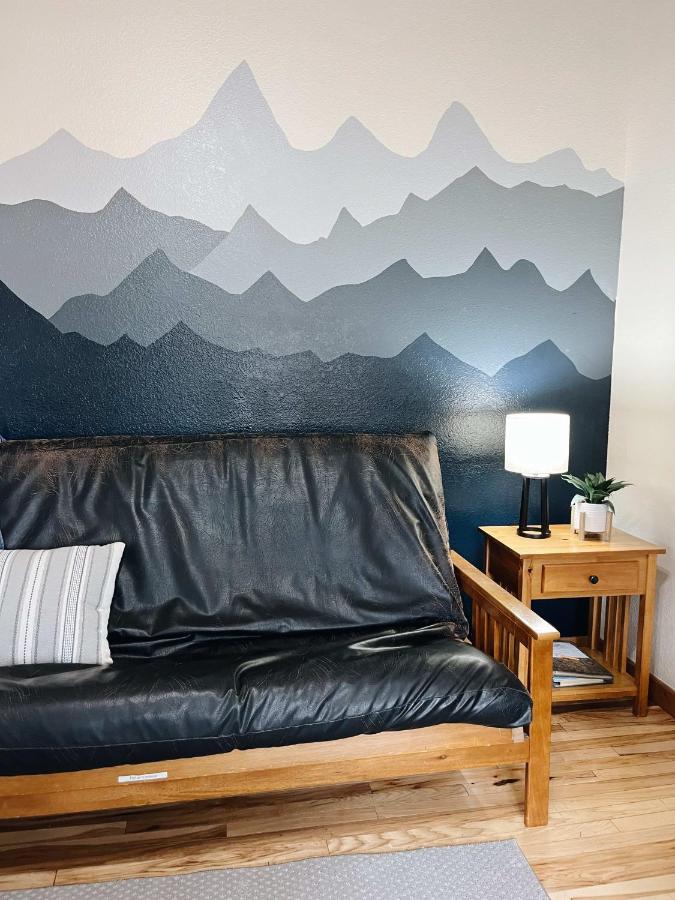 Cozy Cabin Close To Downtown 伍德兰帕克 外观 照片